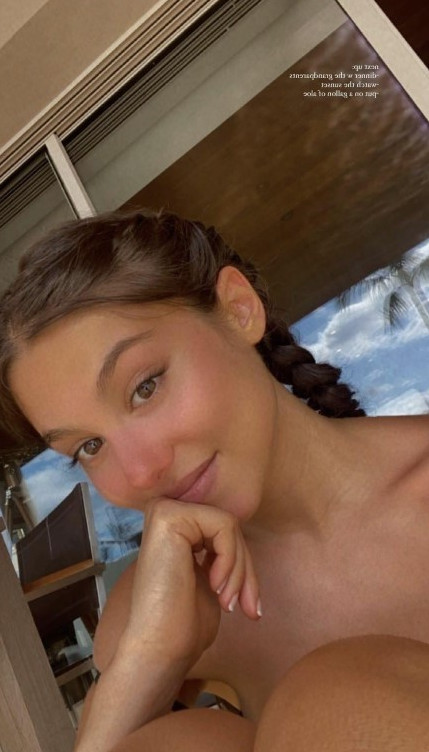 Kira Kosarin So Far So Good 1  nude photo