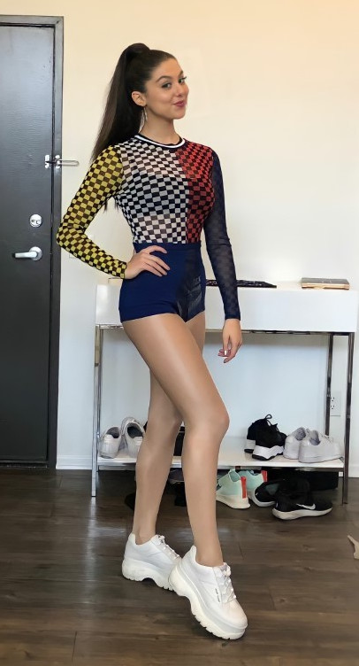 Kira Kosarin Stunning  nude photo