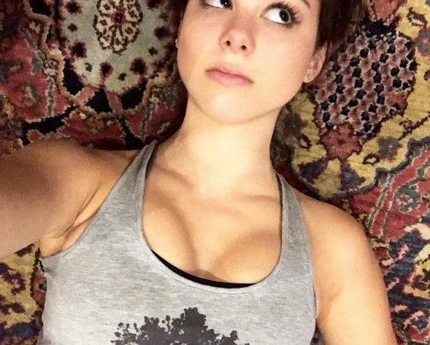 Kira Kosarin Too Cute  nude photo