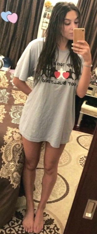 Kira Kosarin Wet Hair  nude photo
