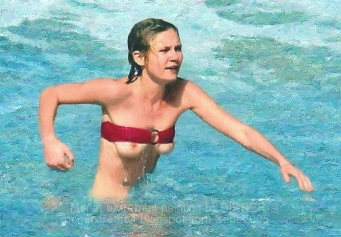 Kirsten Dunst Wardrobe Malfunction Uncensored  nude photo