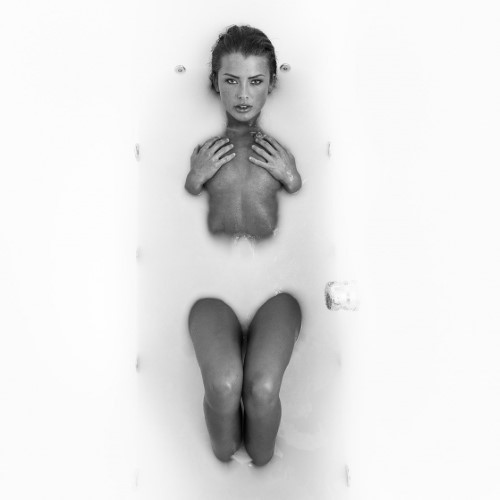 Klaudia Burman Nude In Bathtub  nude photo