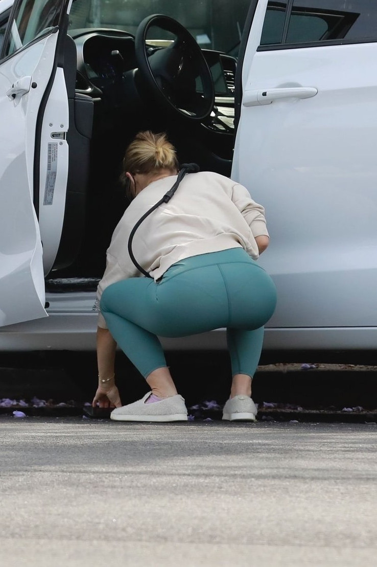 Kristen Bell Thong See Through Leggings  nude photo