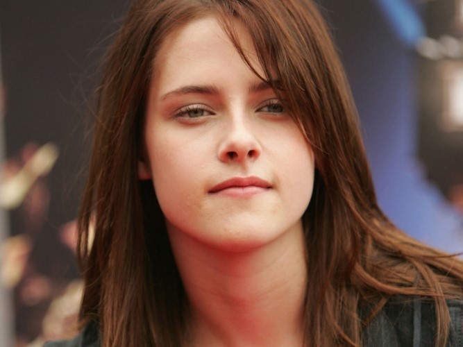 Kristen Stewart Amazing Smile  nude photo