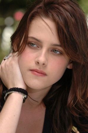 Kristen Stewart As Vampire  nude photo