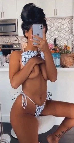 Kylee Deweese Naked Big Tits  nude photo