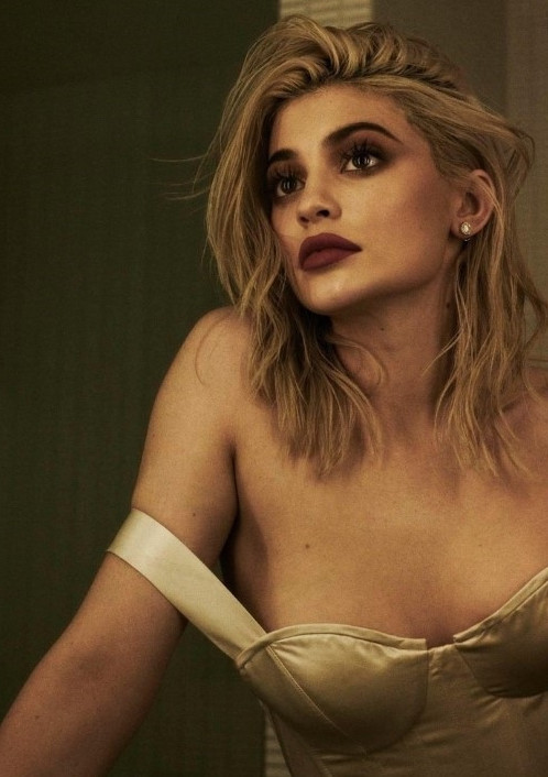 Kylie Jenner Braless And Sexy  nude photo