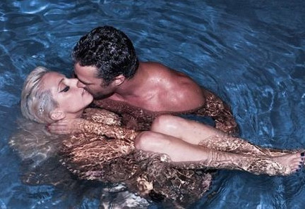 Lady Gaga Taylor Kinney  nude photo