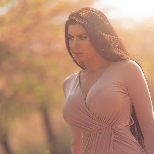 Lana Dealessi  nude photo