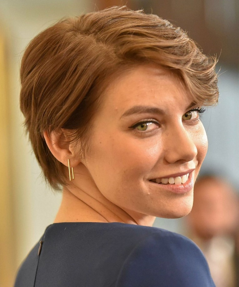 Lauren Cohan  nude photo