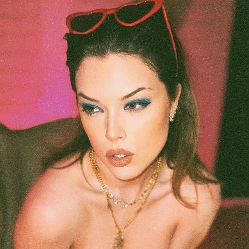 Lauren Summer  nude photo