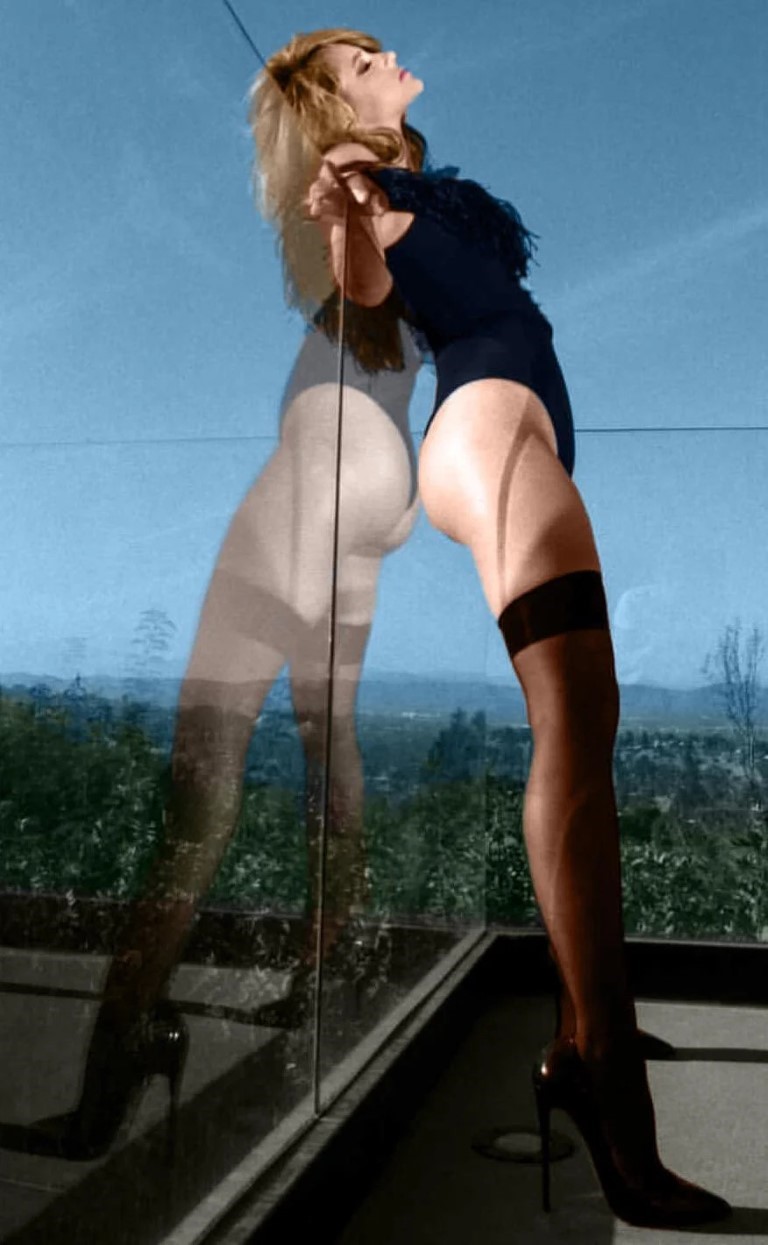 Lili Reinhart Sexy Legs In Stockings  nude photo