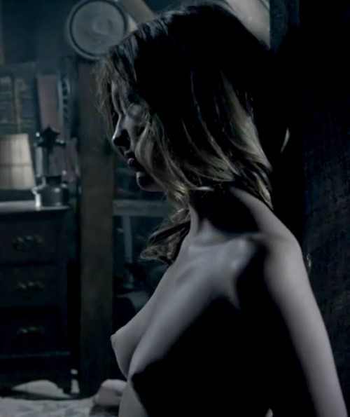 Lili Simmons Big Tits Nude Scenes  nude photo