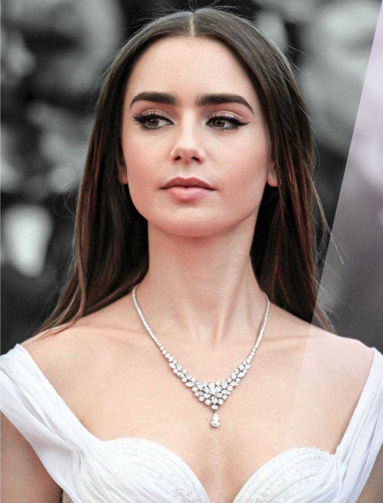 Lily Collins  nude photo