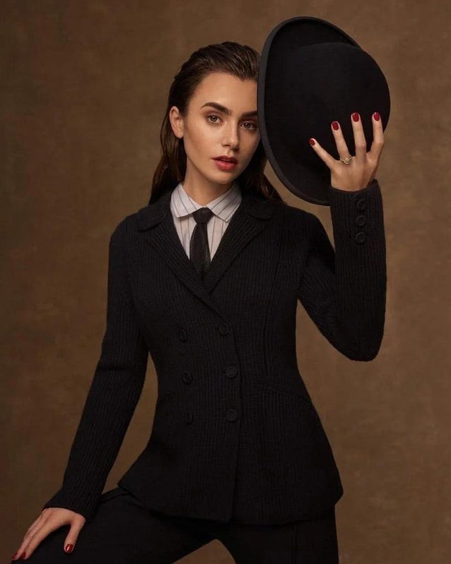 Lily Collins  nude photo