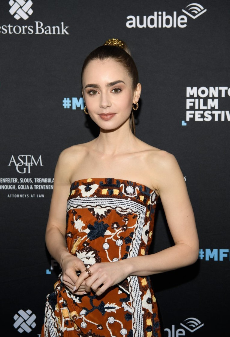 Lily Collins  nude photo
