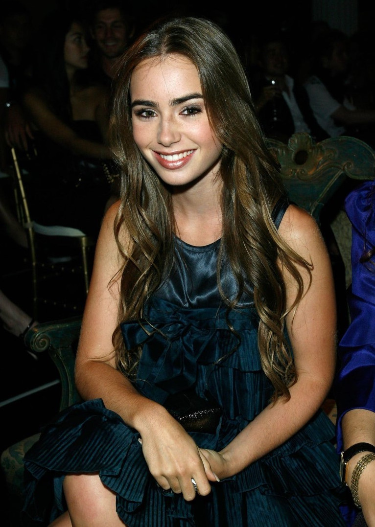 Lily Collins  nude photo