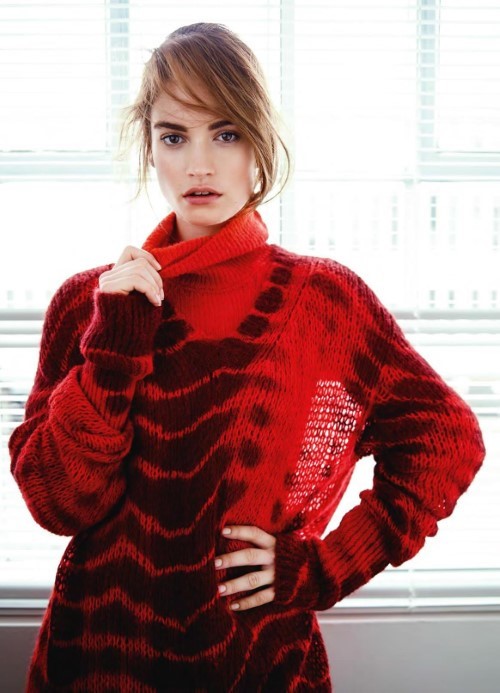 Lily James Gorgeous Photoshoot (5 Pics) 3  nude photo