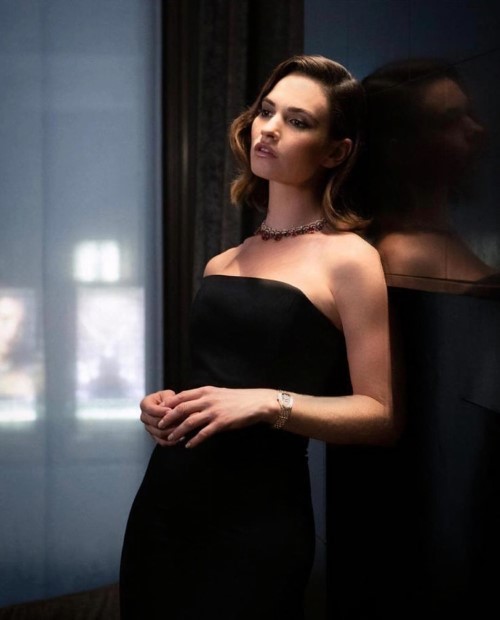 Lily James Stylish In A Little Black Dress  nude photo