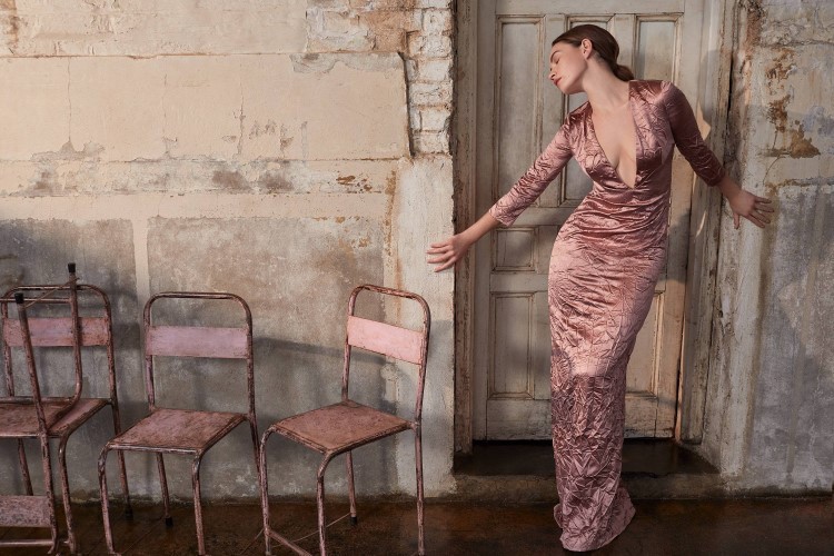 Lily James Wow  nude photo