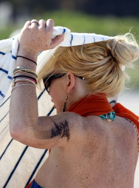 Lindsay Lohan Exposed  nude photo