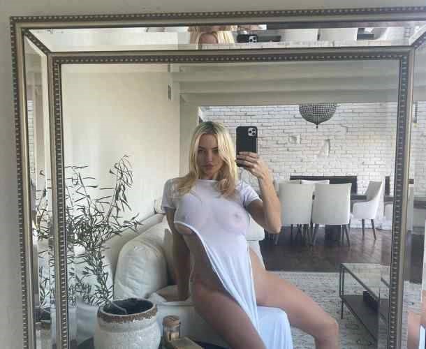 Lindsey Pelas  nude photo