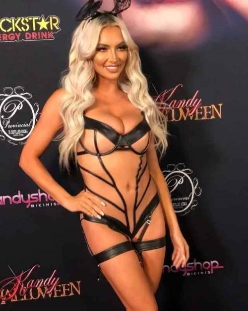 Lindsey Pelas  nude photo