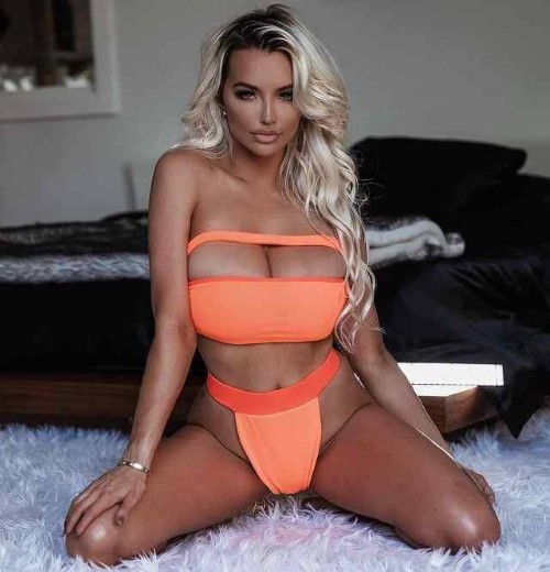 LindseyPelas  nude photo