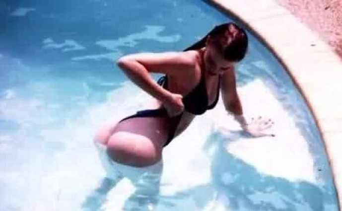 Liv Tyler Booty Pics  nude photo