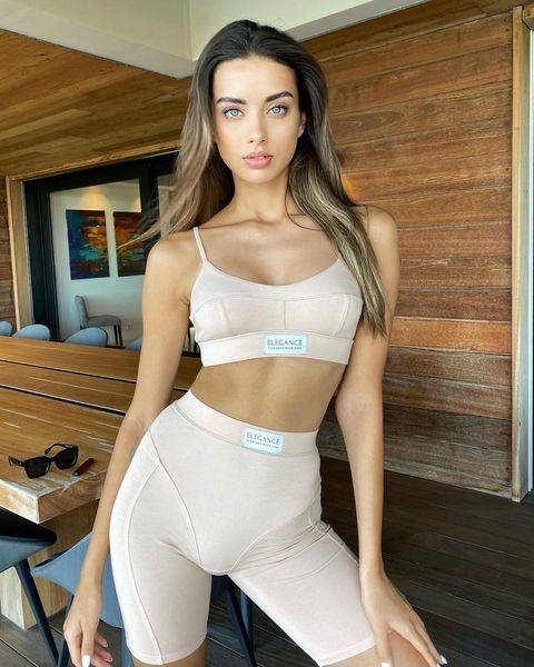 Liza Kovalenko  nude photo