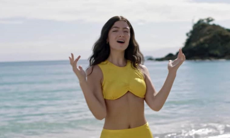 Lorde New Song Solar Power Video  nude photo