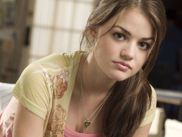 Lucy Hale Beauty  nude photo