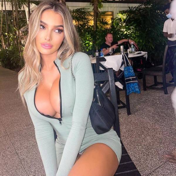 lyna perez lynaritaa  nude photo