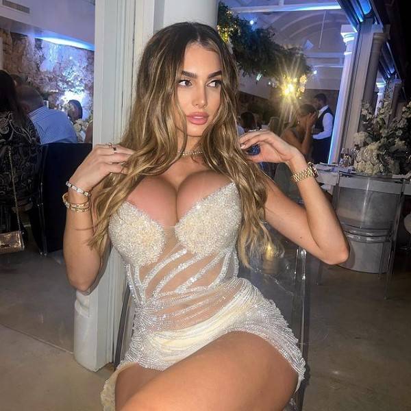 lyna perez lynaritaa  nude photo