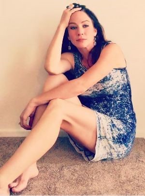 Lynn Collins  nude photo