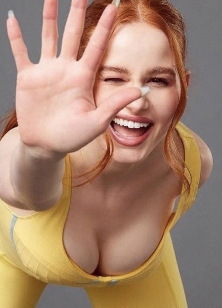Madelaine Petsch Big Boobs Nice View  nude photo