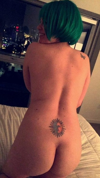 Maitland Ward  nude photo