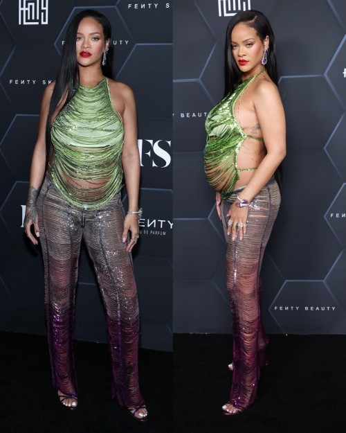 Mama RiRi  nude photo