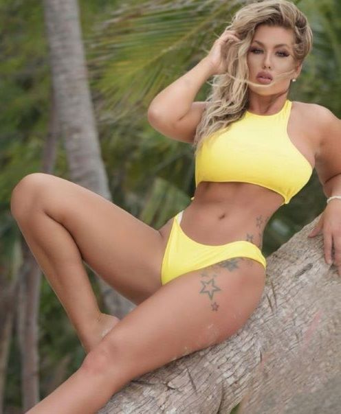 Mandy Evonne  nude photo