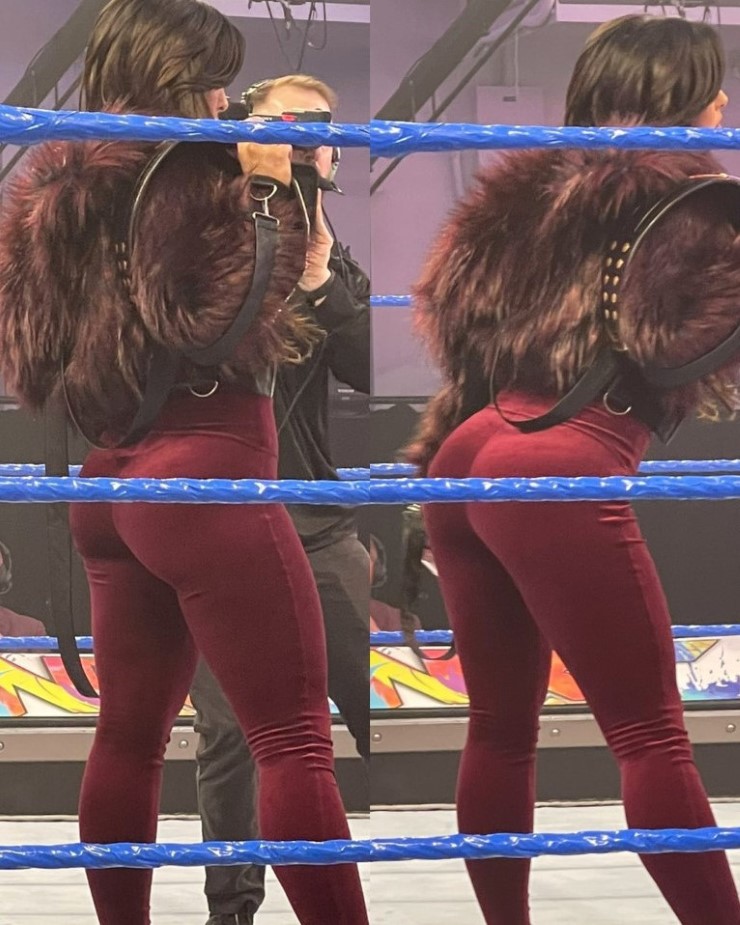 Mandy Rose  nude photo