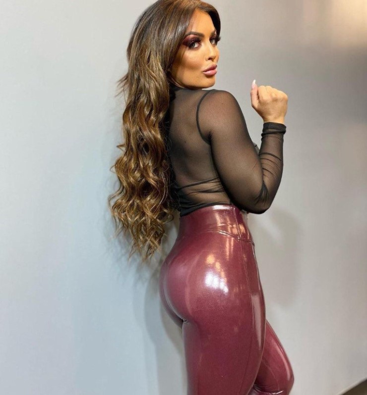 Mandy Rose  nude photo