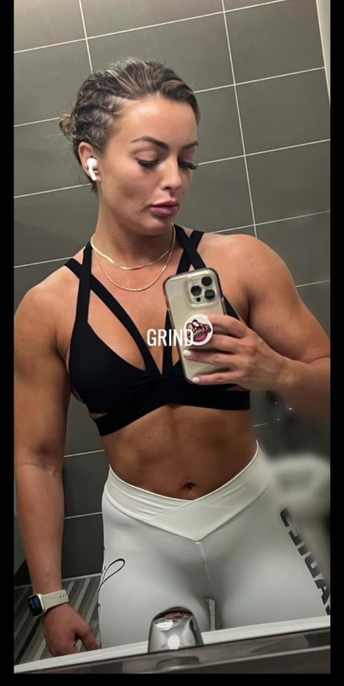 Mandy Rose  nude photo