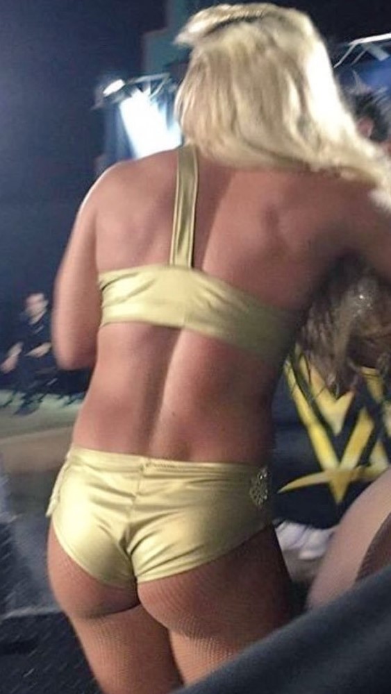 Mandy Rose  nude photo