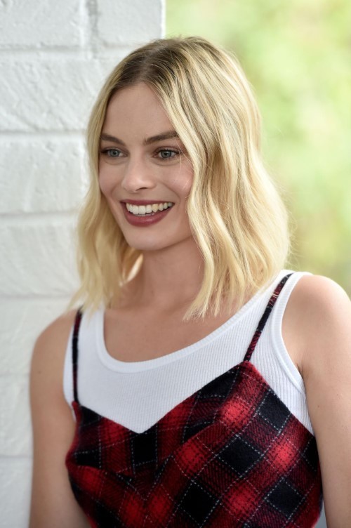 Margot Robbie AFI FEST 2017  nude photo