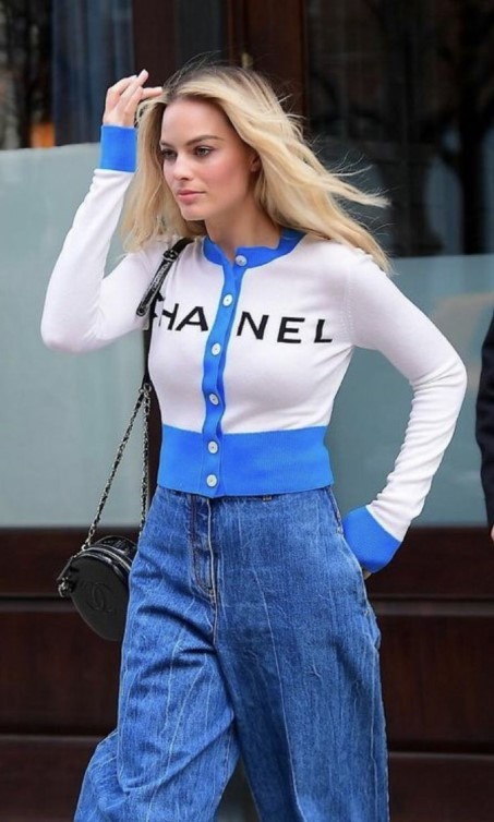 Margot Robbie Always Cute  nude photo