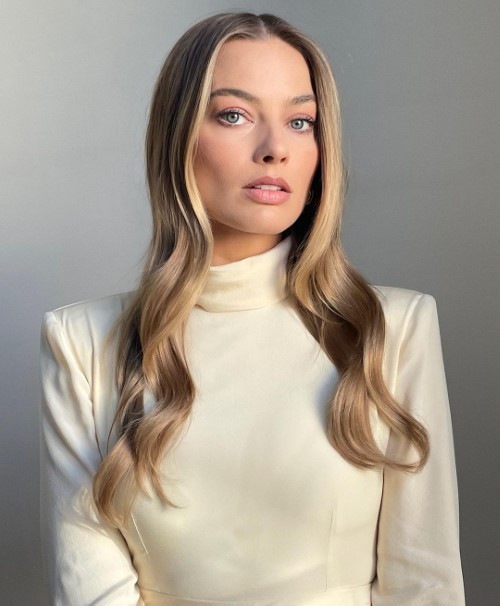Margot Robbie At The Hollywood Reporter Event Today  nude photo