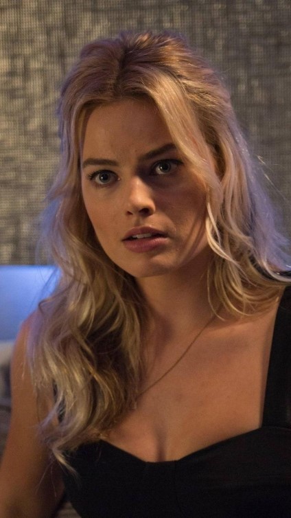 Margot Robbie Beautiful Face  nude photo