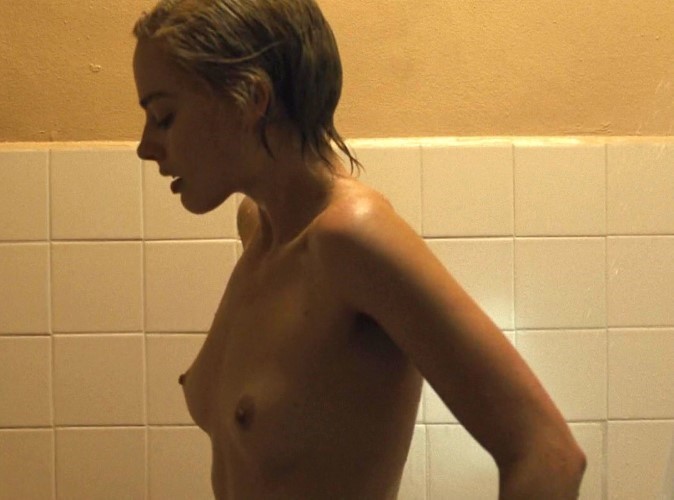Margot Robbie Dreamland Nude Tits Topless  nude photo