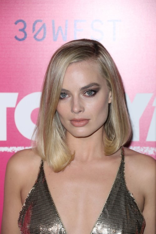 Margot Robbie I TONYA LOS ANGELES PREMIERE  nude photo