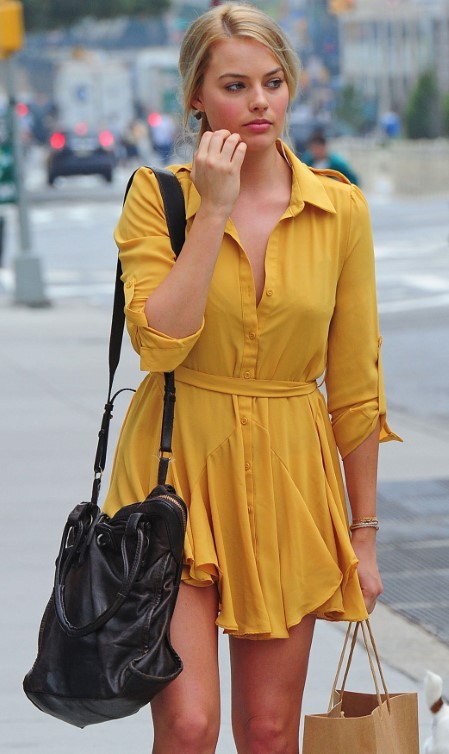 Margot Robbie In A Yellow Dress  nude photo
